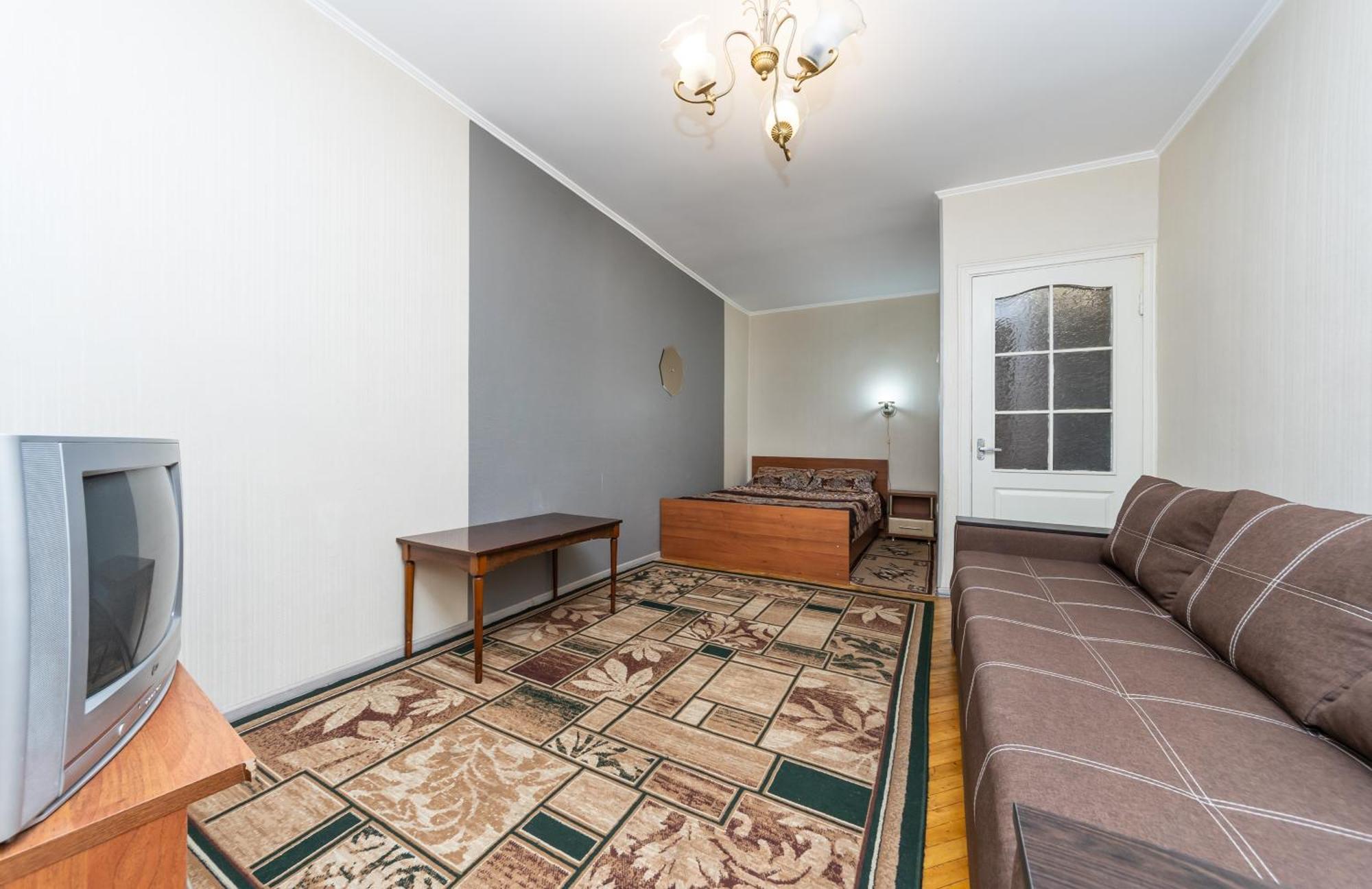 1к.квартира в центре печерска.лабораторный пер.26 Apartment